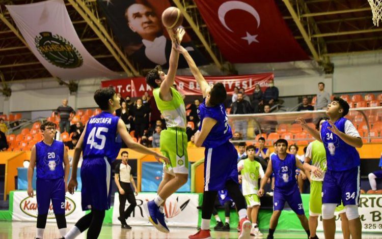 Manisa Büyükşehir’in ‘U-16’sı şampiyon oldu