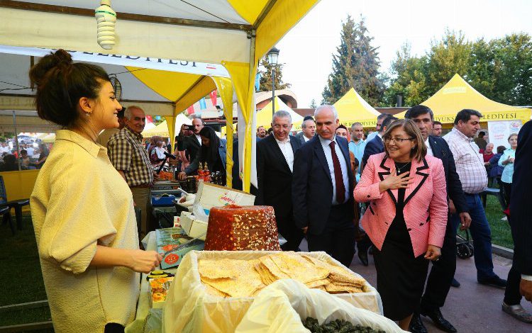 ‘Hemşehri’ler tüm kültürleriyle Gaziantep’te buluştu