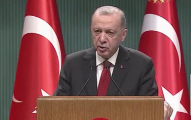 Yeni Kabine sonrası ilk mesajları verdi… Kurban Bayramı tatili 9 gün oldu Yeni Kabine sonrası ilk mesajları verdi… Kurban Bayramı tatili 9 gün oldu