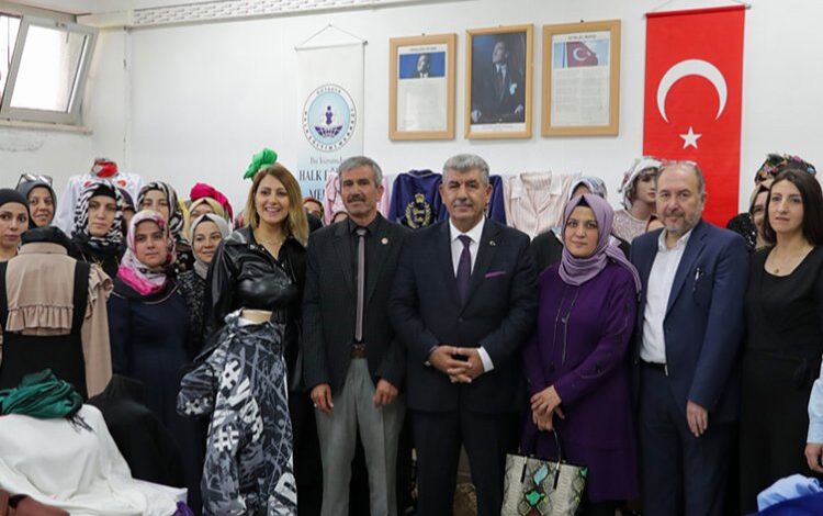 Kütahya üreten kadınları destekliyor