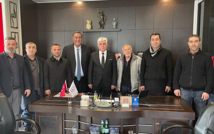 Gürer’den esnaf odalarına ziyaret