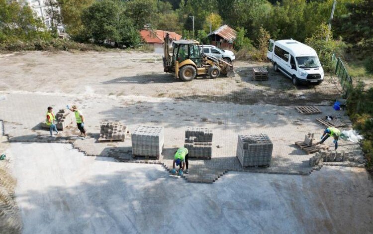 Bursa İnegöl’ün kırsal mahallelerinde üst yapı çalışmaları Bursa İnegöl’ün kırsal mahallelerinde üst yapı çalışmaları