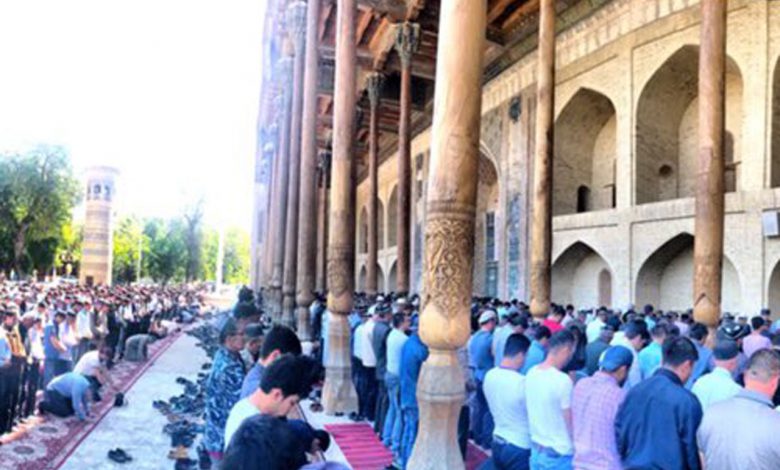 Özbekistan’da ibadete COVID-19 kısıtlaması Özbekistan’da ibadete COVID-19 kısıtlaması