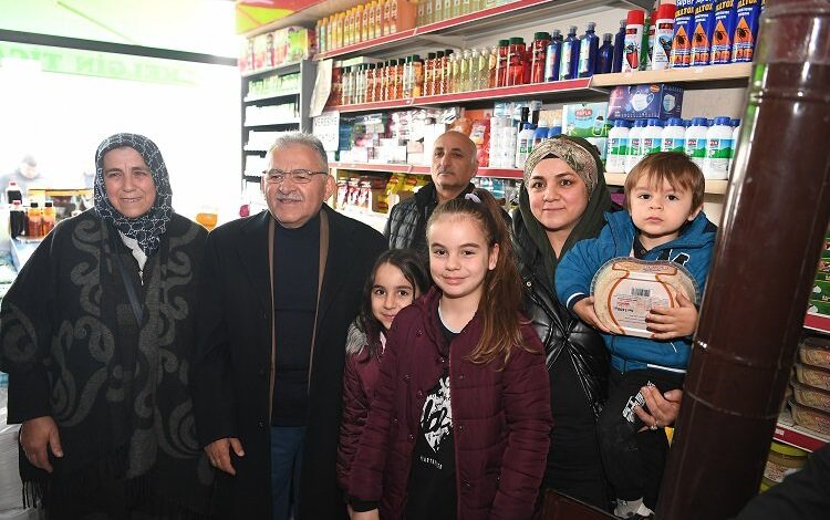 Memduh Büyükkılıç’tan Tomarza’ya ziyaret