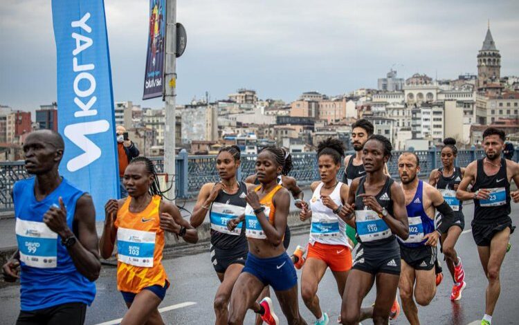 N KOLAY İstanbul Yarı Maratonu 30 Nisan’da N KOLAY İstanbul Yarı Maratonu 30 Nisan’da