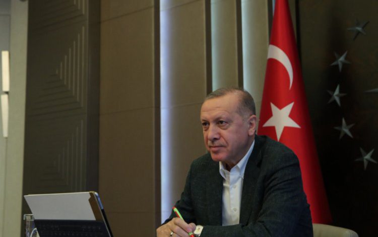 Cumhurbaşkanı Erdoğan’dan Tatlıses’e geçmiş olsun