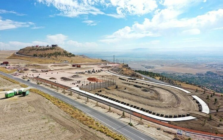 Kayseri Kocasinan Erkilet Millet Bahçesi çalışmaları tam gaz