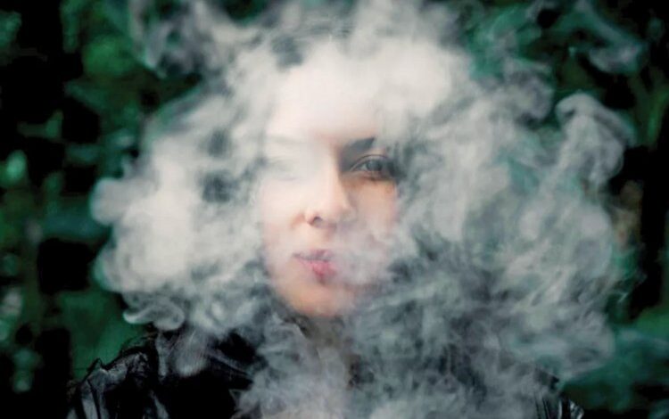 Elektronik sigara kullanımı ortaokul çağına düştü!