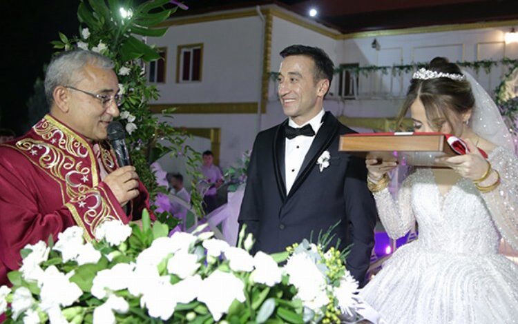 Milli atletin nikahını Başkan Işık kıydı