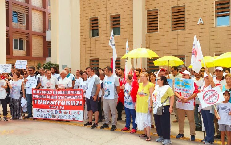 SABİM üyesi hekimler iş bıraktı! SABİM üyesi hekimler iş bıraktı!