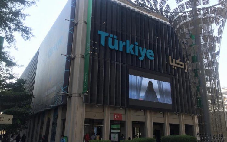 Türkiye ile BAE ihracatta 4 milyar dolar hedefliyor Türkiye ile BAE ihracatta 4 milyar dolar hedefliyor