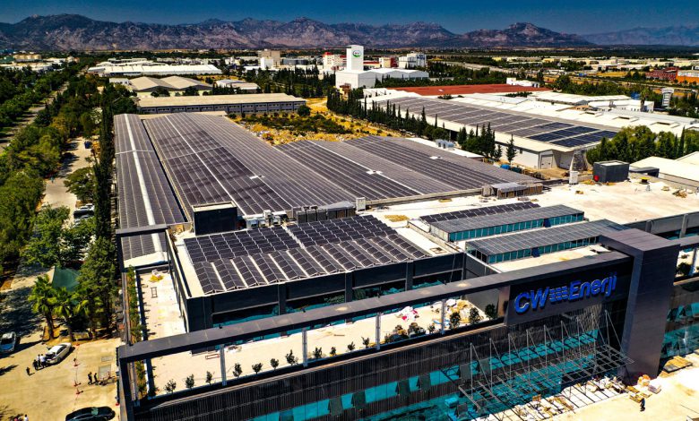 Avrupa’nın en büyük güneş paneli üreticisi CW Enerji Bursa’da Avrupa’nın en büyük güneş paneli üreticisi CW Enerji Bursa’da