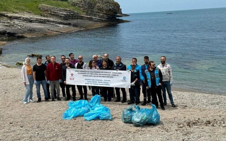 Kocaeli Büyükşehir’den Deniz Çöpleri İzleme çalışması