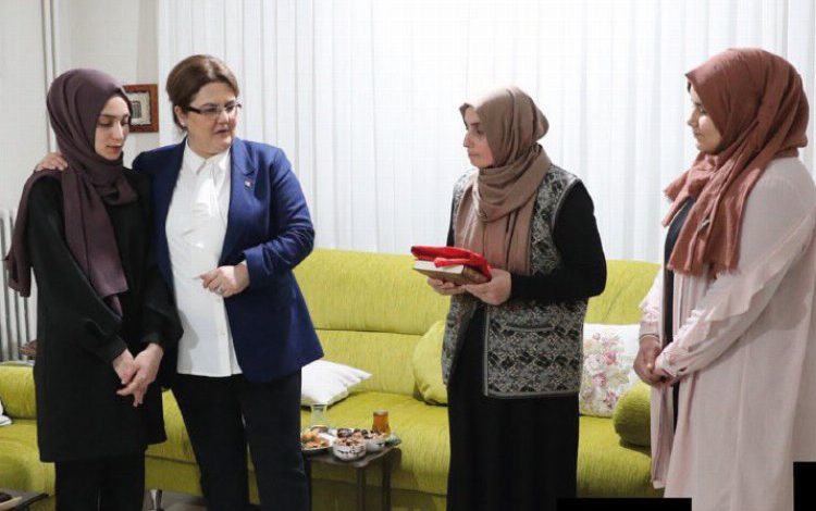 Aile ve Sosyal Hizmetler’den hane ziyaretleri Aile ve Sosyal Hizmetler’den hane ziyaretleri