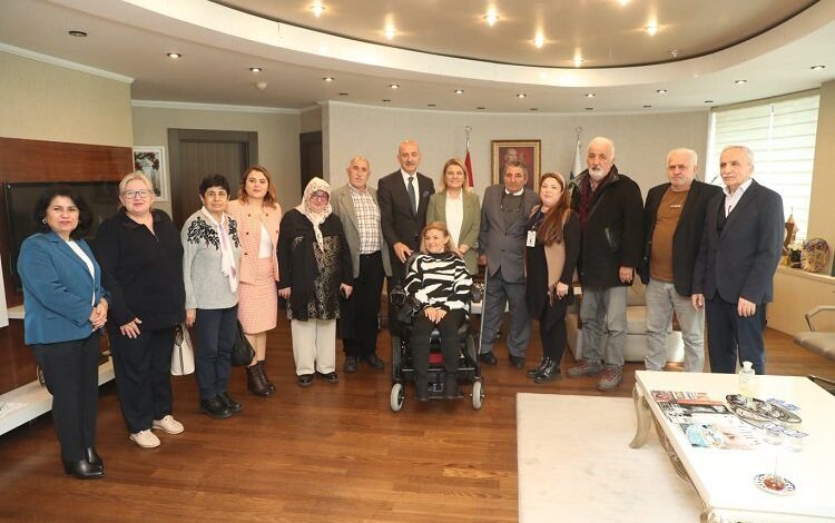 Fatma Kaplan Hürriyet engelli derneklerini ağırladı