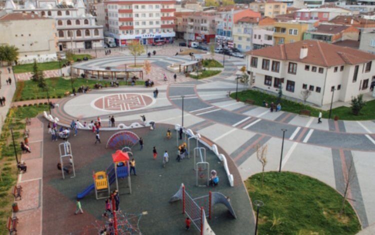 Muhtar Gümüşsoy: Başın düşerse dara, Bağlarbaşı muhtarını ara