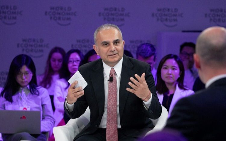 Yaz Davos’unda Türkiye’ye yatırım daveti Yaz Davos’unda Türkiye’ye yatırım daveti