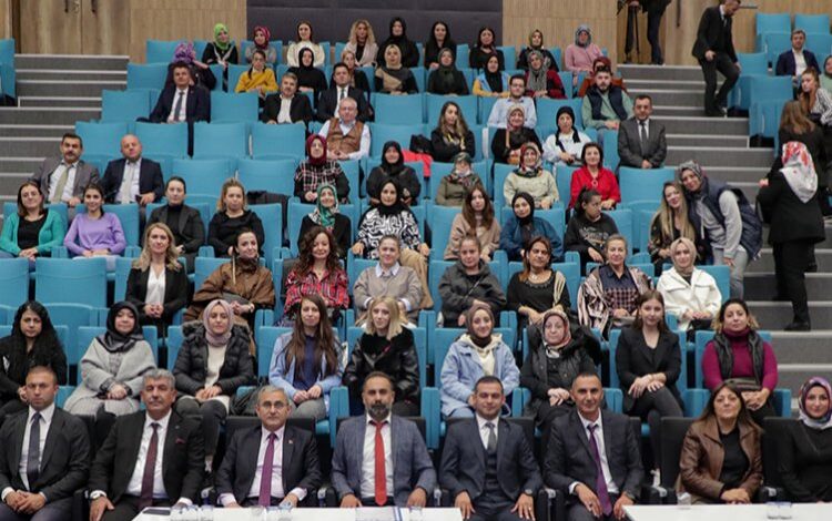 Kütahya’nın üreten kadınları buluştu