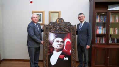 Muhittin Selvitopu’dan Özel’e ziyaret