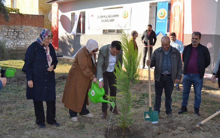 Milli Ağaçlandırma Günü’nde Aydın Didim’den ‘nefes’ oldular Milli Ağaçlandırma Günü’nde Aydın Didim’den ‘nefes’ oldular