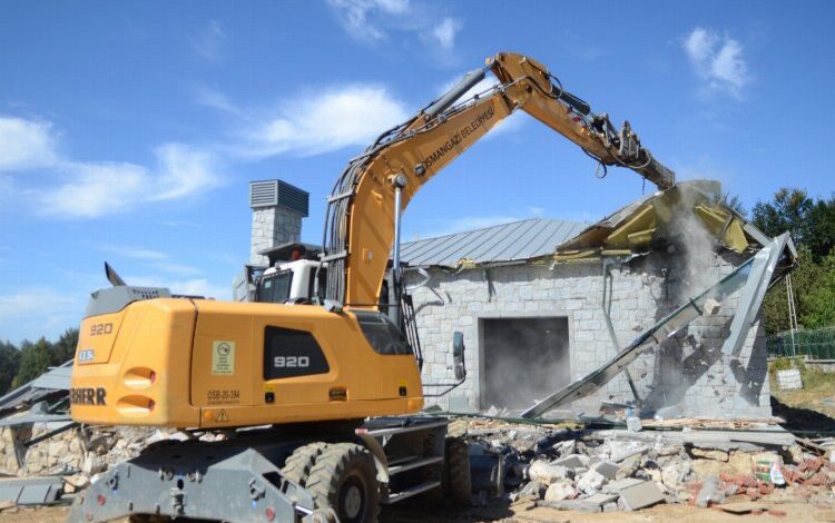 Uludağ da kaçak yapılardan temizleniyor