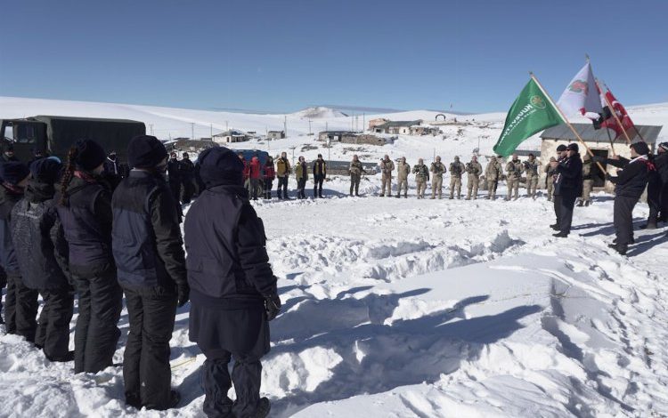 Sarıkamış Şehitleri için eksi 30 derecede kaldılar