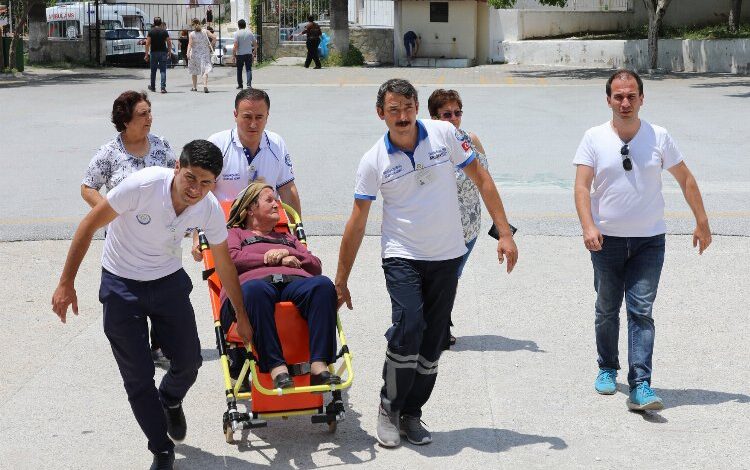 Muğla seçimde ekipleriyle görev başında Muğla seçimde ekipleriyle görev başında