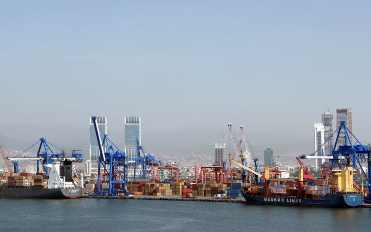 Ege’nin yıllık ihracatı 17 milyar dolara koşuyor Ege’nin yıllık ihracatı 17 milyar dolara koşuyor