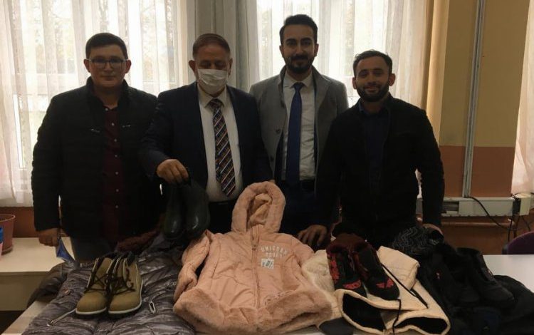 Bursa’da Dağ-Der’li gençler kardeşlerini üşütmedi Bursa’da Dağ-Der’li gençler kardeşlerini üşütmedi