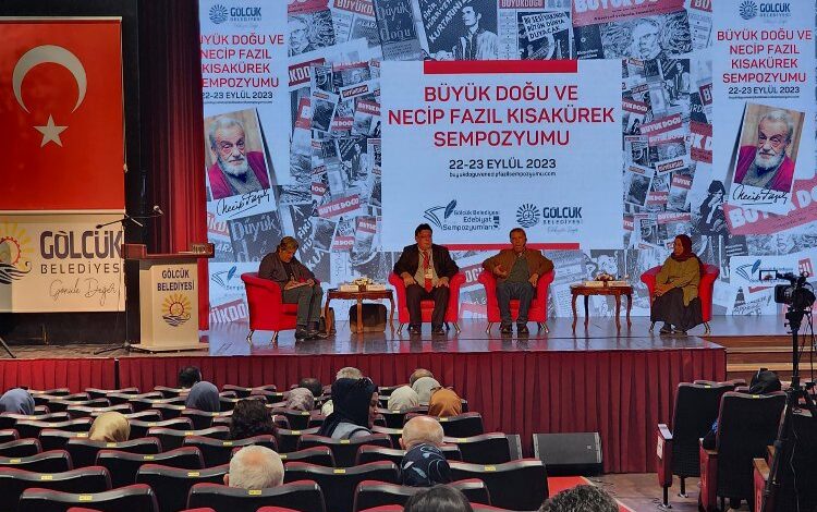 Gölcük’te Necip Fazıl Sempozyumu tamamlandı Gölcük’te Necip Fazıl Sempozyumu tamamlandı