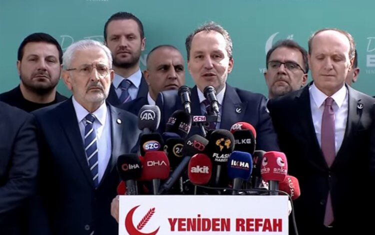 Fatih Erbakan ‘ittifak’ ve adaylık açıklaması… Yeniden Refah ittifaksız seçime gidiyor Fatih Erbakan ‘ittifak’ ve adaylık açıklaması… Yeniden Refah ittifaksız seçime gidiyor