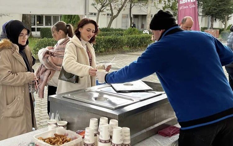 Bursa İnegöl’den öğrencilerin içini ısıtan jest Bursa İnegöl’den öğrencilerin içini ısıtan jest