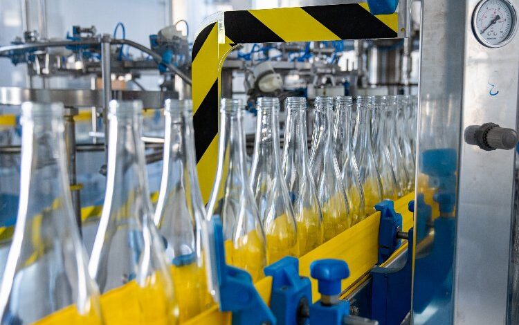 Şaşal Su Fabrikası’nda deneme dolumu başladı Şaşal Su Fabrikası’nda deneme dolumu başladı