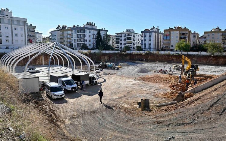 Antalya’da Deniz Baykal Spor Tesisleri şekilleniyor