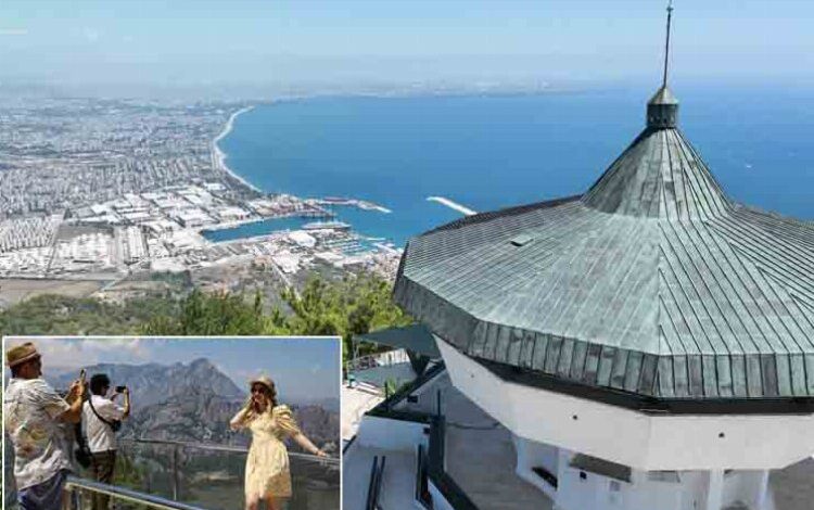 Tünektepe’ye turist akını Tünektepe’ye turist akını