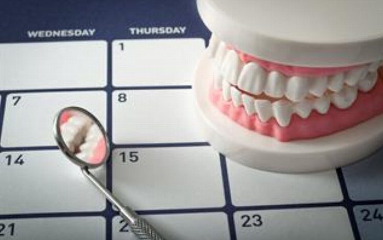 Yaş ilerlerken diş sağlığını korumak önemli