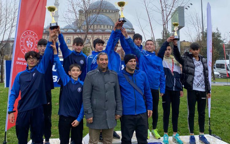 Kütahya Belediyespor Atletizm Takımı finalde