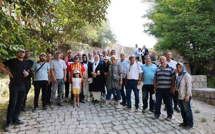 Memduh Büyükkılıç’tan Koramaz Vadisi mesaisi Memduh Büyükkılıç’tan Koramaz Vadisi mesaisi