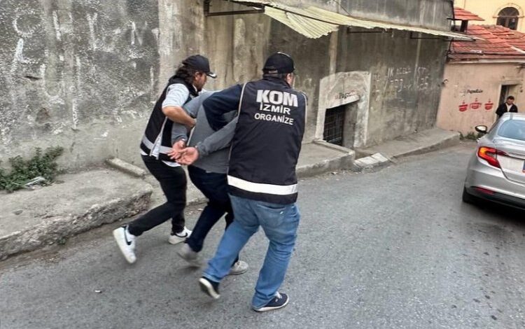 İzmir’de ‘kafes’ operasyonu!