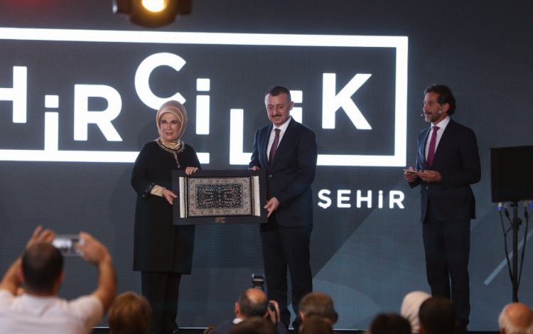 Kartepe Zirvesi’ne 252 yerli ve 36 yabancı başvuru Kartepe Zirvesi’ne 252 yerli ve 36 yabancı başvuru