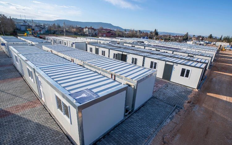 İzmir, Kahramanmaraş’ta 120 konteynerin kurulumunu tamamladı
