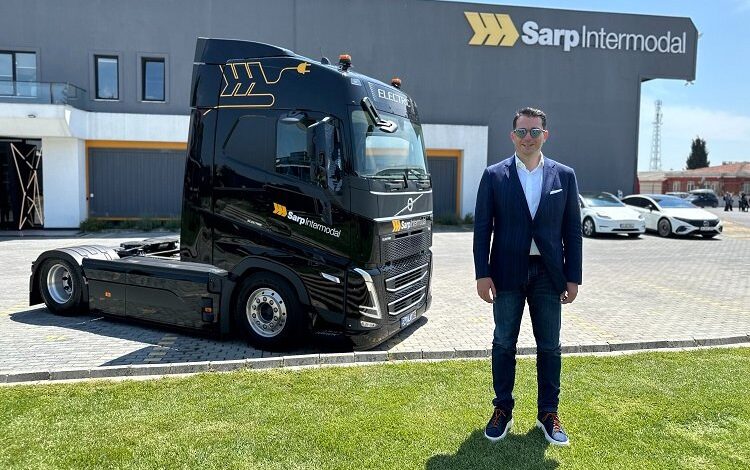 Huzurlarınızda elektrikli TIR