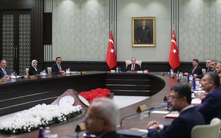 Kabine ‘ekonomi’ gündemiyle toplanıyor Kabine ‘ekonomi’ gündemiyle toplanıyor