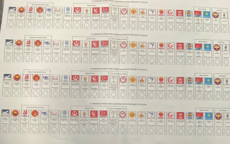 1 metrelik oy pusulaları basıma girdi 1 metrelik oy pusulaları basıma girdi