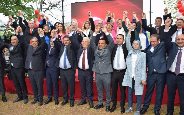 CHP Bursa’da bayramlaşma coşkusu CHP Bursa’da bayramlaşma coşkusu