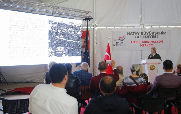 Akademisyenlerden ‘Hatay ve Deprem’ toplantısı Akademisyenlerden ‘Hatay ve Deprem’ toplantısı