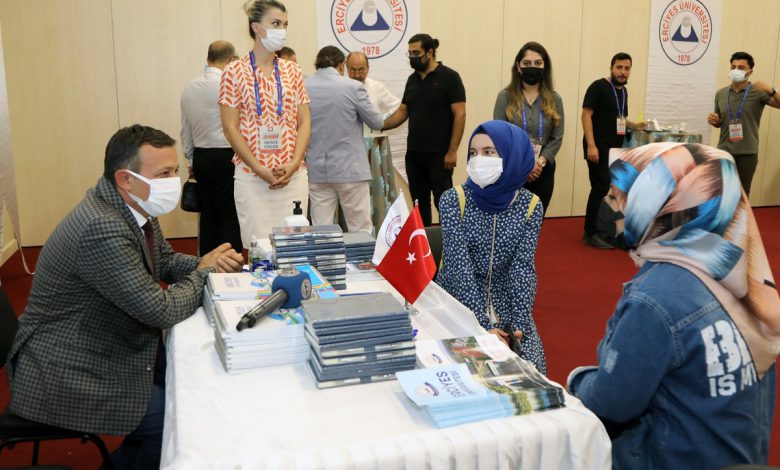 ERÜ Tanıtım Günleri başladı ERÜ Tanıtım Günleri başladı