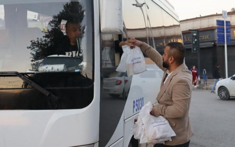 İzmit’in ‘Çınar’ ekibi emekçilerle buluşuyor İzmit’in ‘Çınar’ ekibi emekçilerle buluşuyor