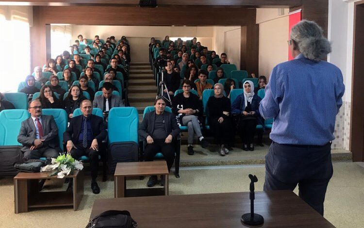 Konya Selçuklu’da okur-yazar buluşmaları sürüyor