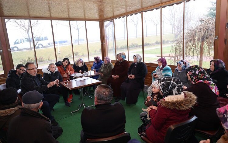 Mehmet Savran’dan mahalle ziyareti Mehmet Savran’dan mahalle ziyareti